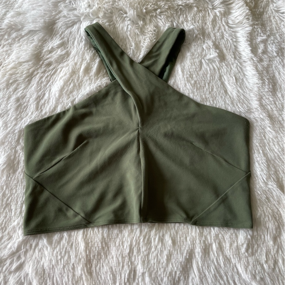 Nulu Keyhole Tank